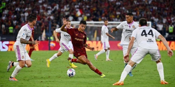 意甲：罗马主场迎战卡利亚里，罗马4亿身价竟打不穿副班长防线，三大致命伤曝光