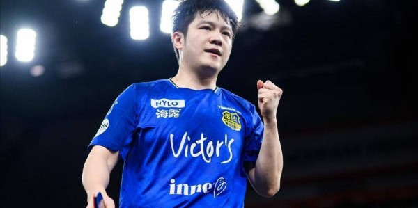 樊振东遭遇德甲联赛特殊换人规则，第四盘对手竟然换了人