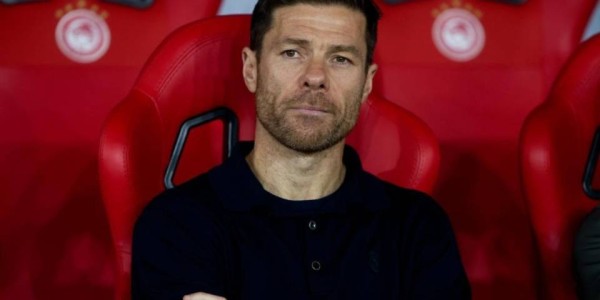 马卡：皇马近期比赛陷入混乱，阿隆索面临未完成的建队挑战