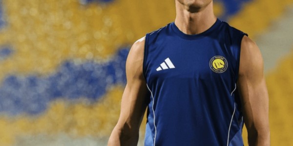 怪不得C罗罢赛！前皇马队友3射1传，率队6-0狂胜，沙特联大结局