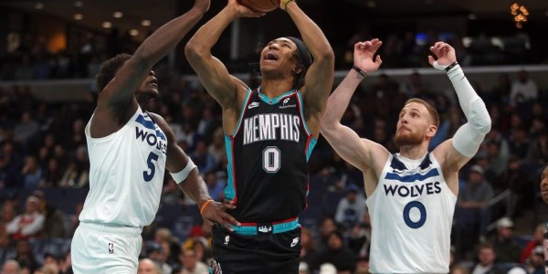 爱德华兹33分兰德尔27+7+7 森林狼送灰熊四连败