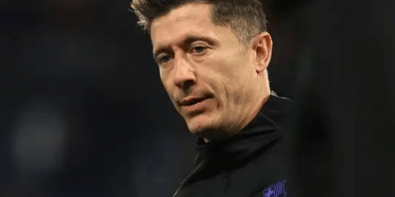 巴萨瞄准弗拉霍维奇，计划冬窗低价引进或2026年免签